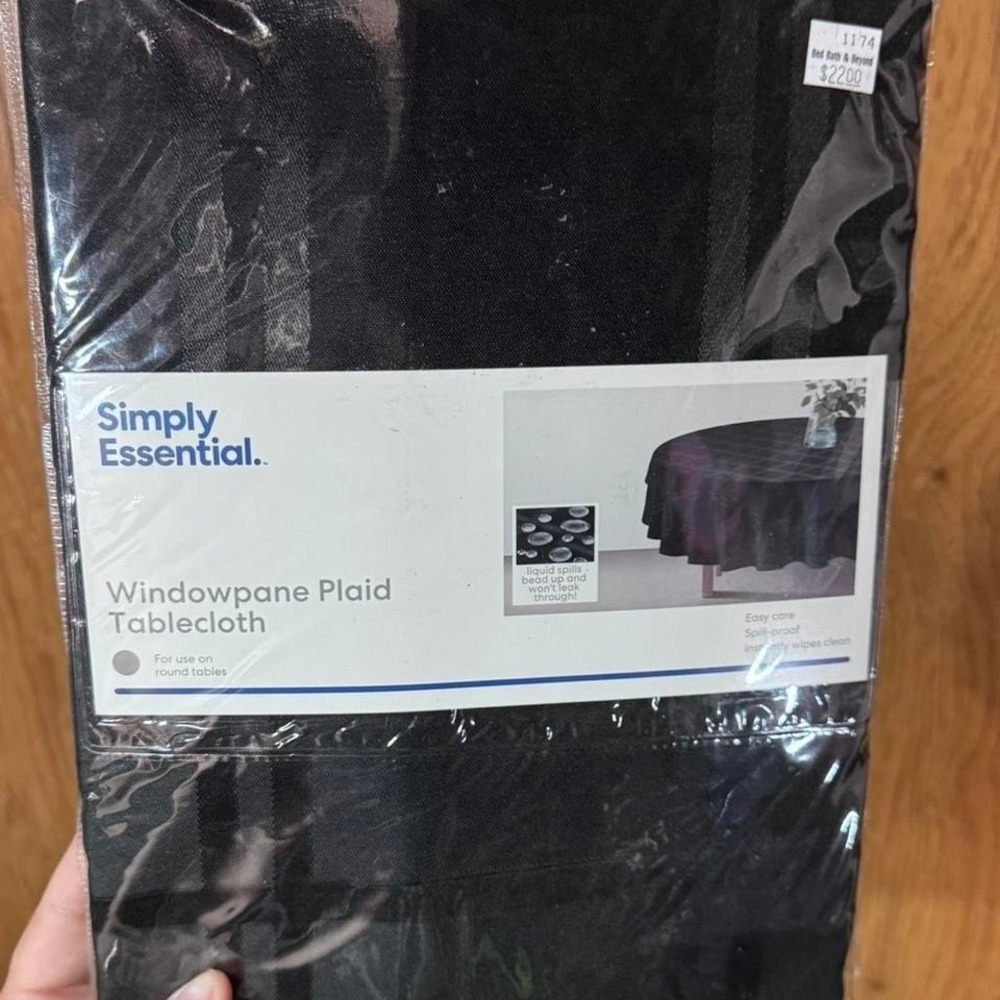 Black Windowpane plaid‎ tablecloth, 70" round NEW